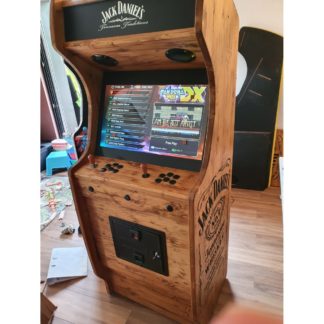 Borne Euro 27 pouces gravée bois massif Jack Daniels